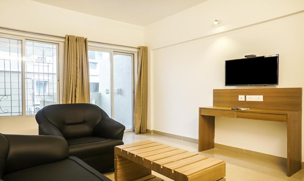Treebo Luxe Suite, Shivaji Nagar Pune Eksteriør billede