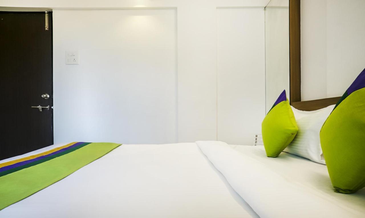 Treebo Luxe Suite, Shivaji Nagar Pune Eksteriør billede