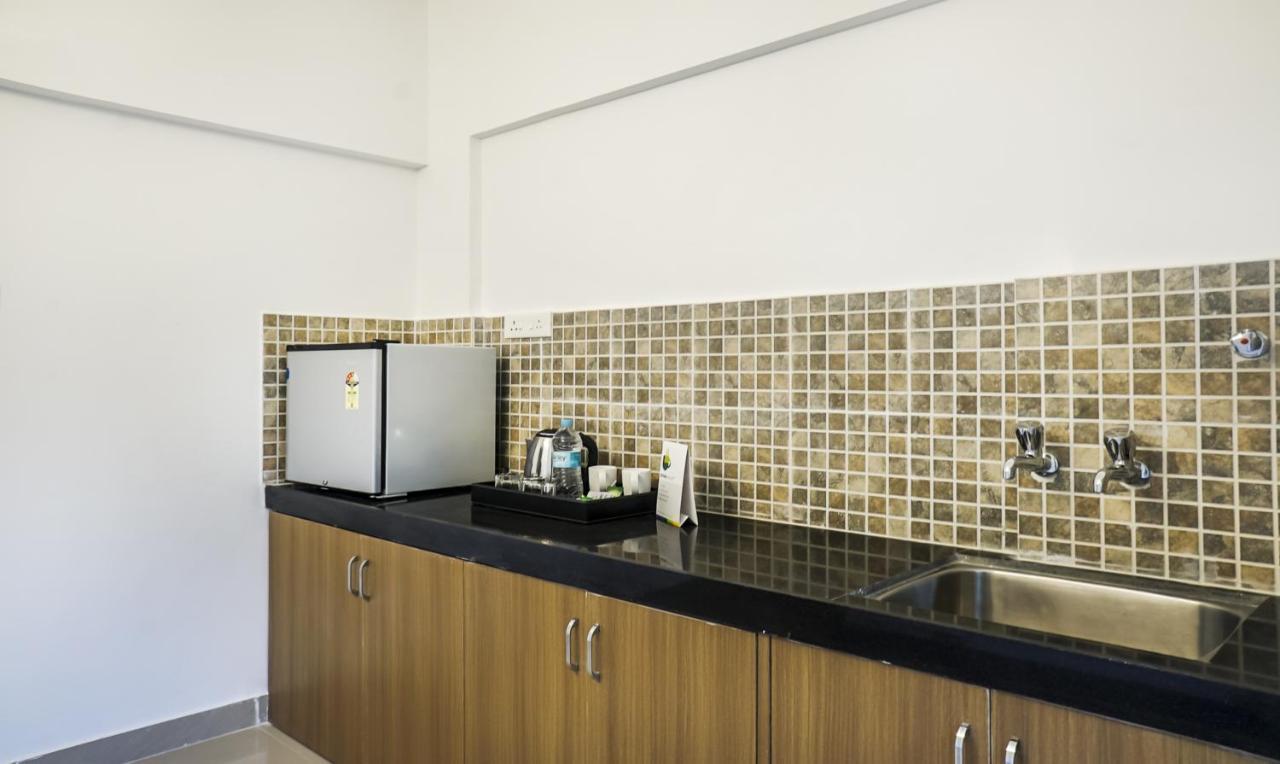 Treebo Luxe Suite, Shivaji Nagar Pune Eksteriør billede